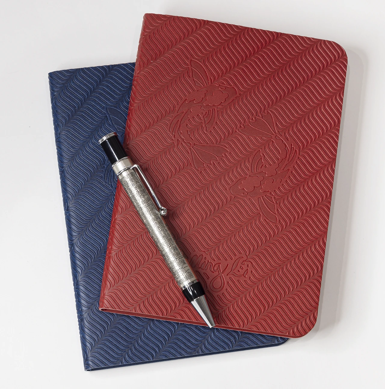 Ежедневник в двух цветах Красный и Синий